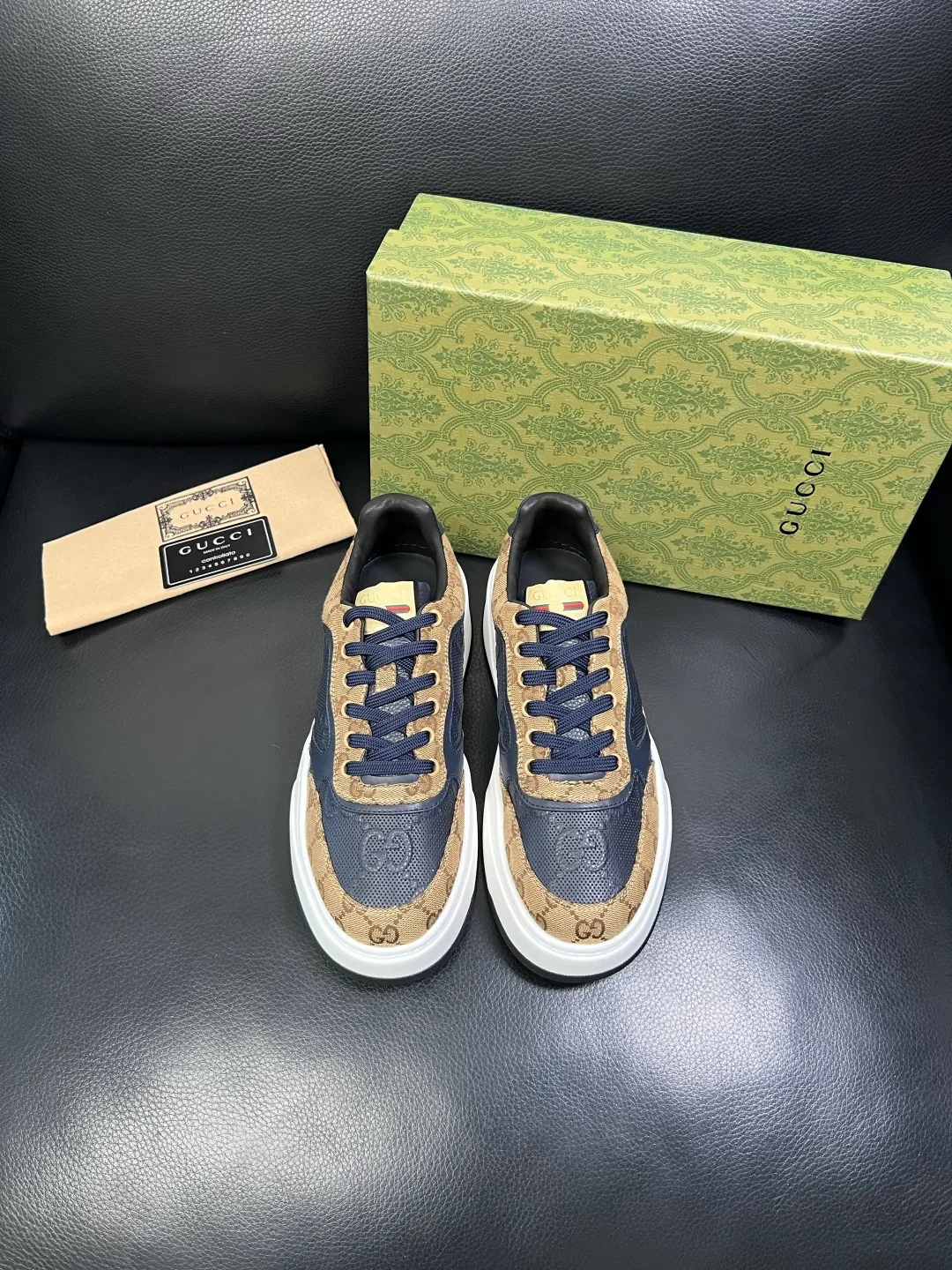 Men's shoes 💰840 Gucci high quality top crafts Gucci counter new original factory configuration, imported cowhide fabric from Italy, imported cowhide lining, breathable and comfortable, sole: original factory special supply original sole super comfortable, original factory and single goods, welcome to compare, code number 38-44 (customized 45 46)